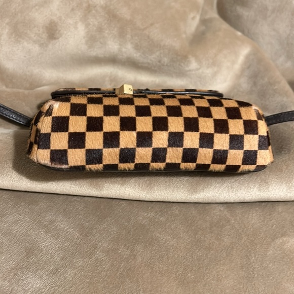LOUIS VUITTON Damier Sauvage Gazelle Ponyhair Pochette - Picture 6 of 12